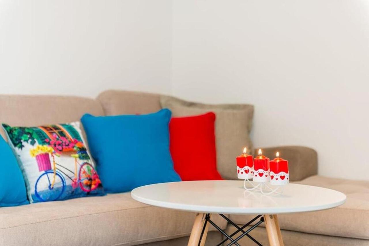 Ivo Apartment *